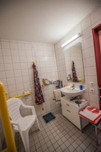 Seniorenstift Tiroler Hof - Bad eines Bewohnerzimmers